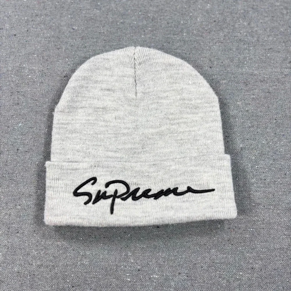 Supreme Beanie Hat Unisex OS Heather Grey Script Logo Knit Cuffed Cap